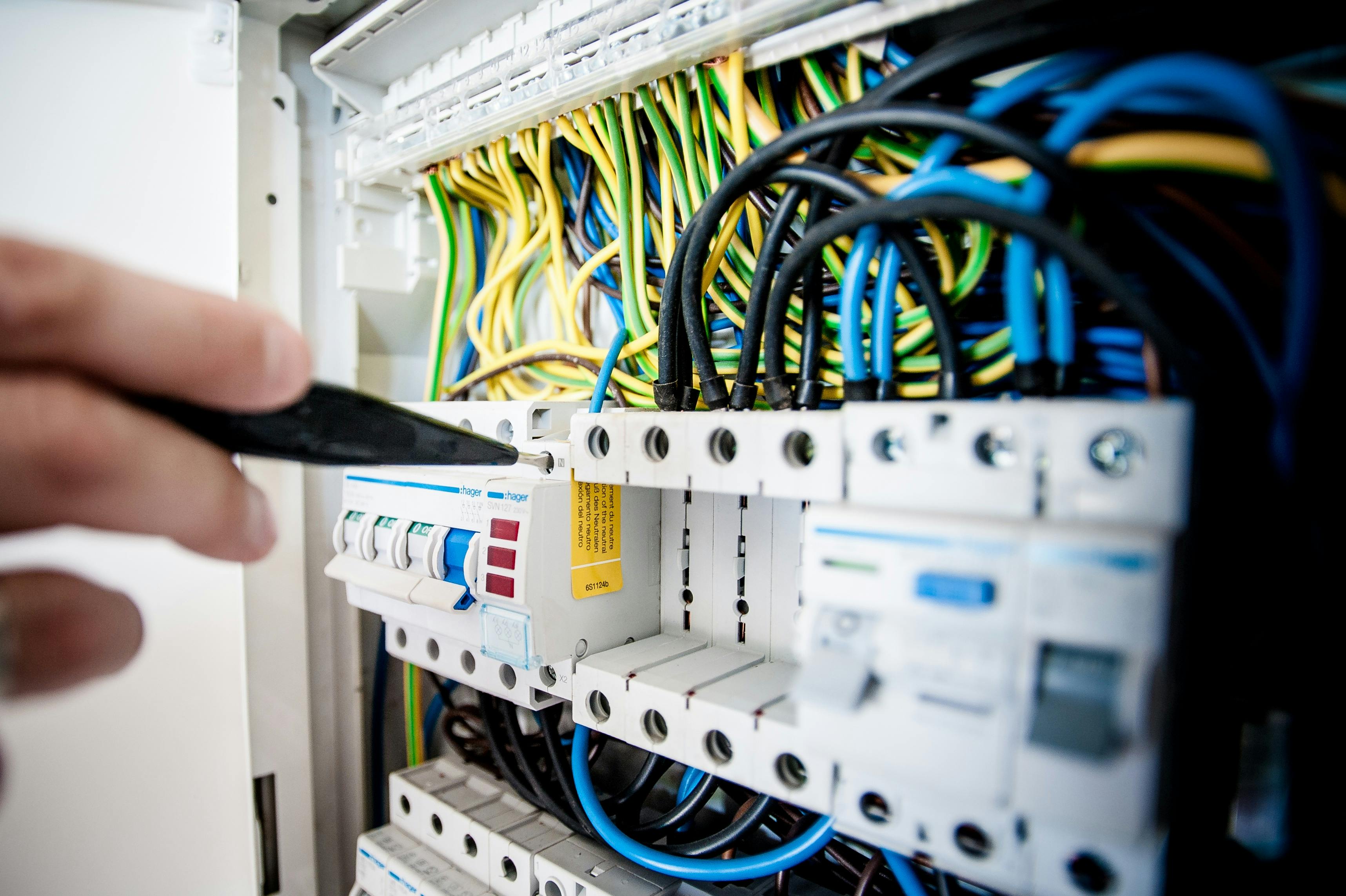 Commercial electrical network wiring